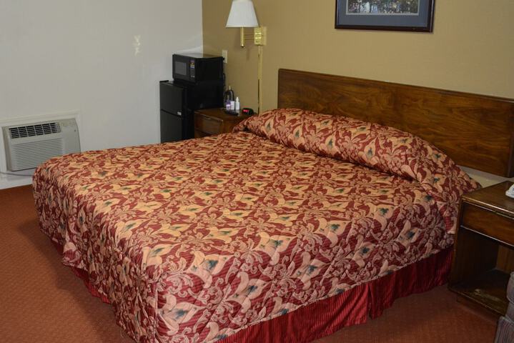 Room 5 of 14