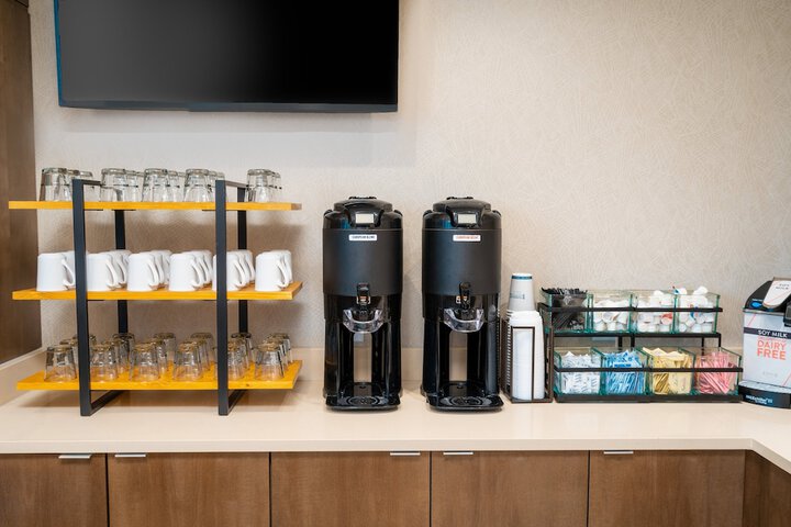 Breakfast/Coffee Service 67 of 70