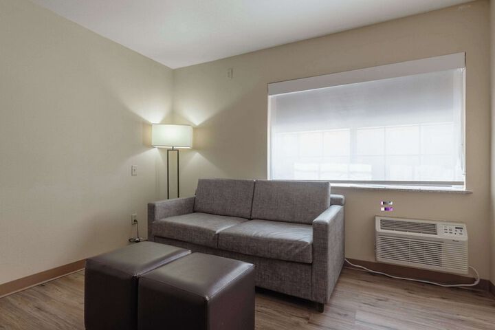 Room 46 of 132