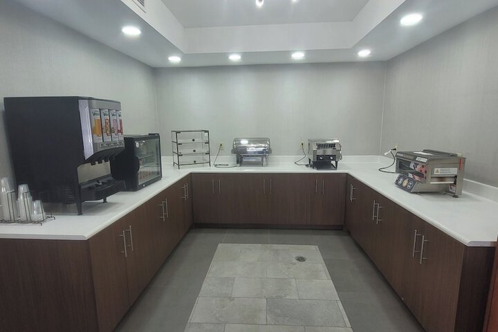 Wingate Suites by Wyndham Mansfield