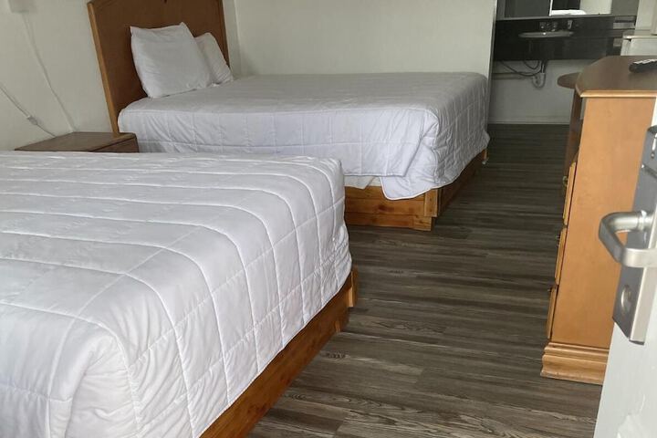 Room 15 of 17