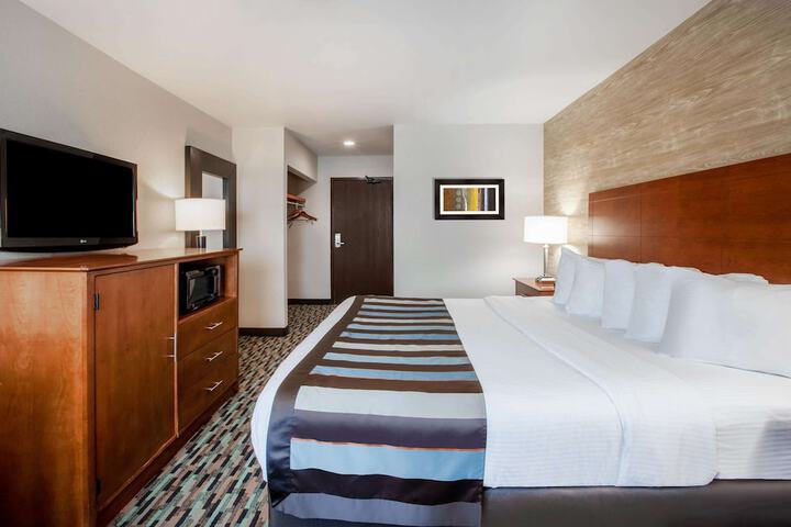 Room 16 of 31