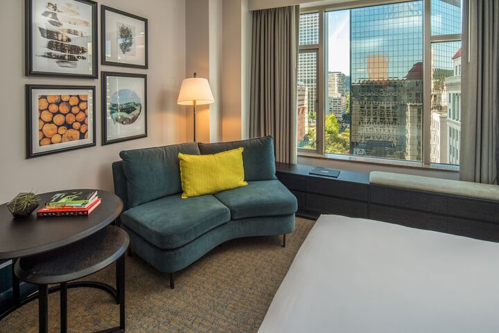 The Duniway Portland a Hilton Hotel