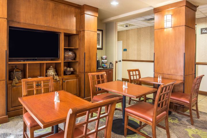 Staybridge Suites Las Cruces by IHG