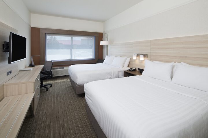 Holiday Inn Express & Suites Michigan City by IHG