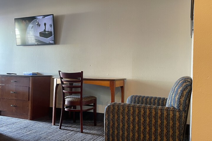 Room 29 of 32