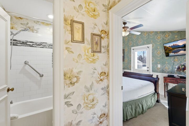 Heber Senator Bed and Breakfast