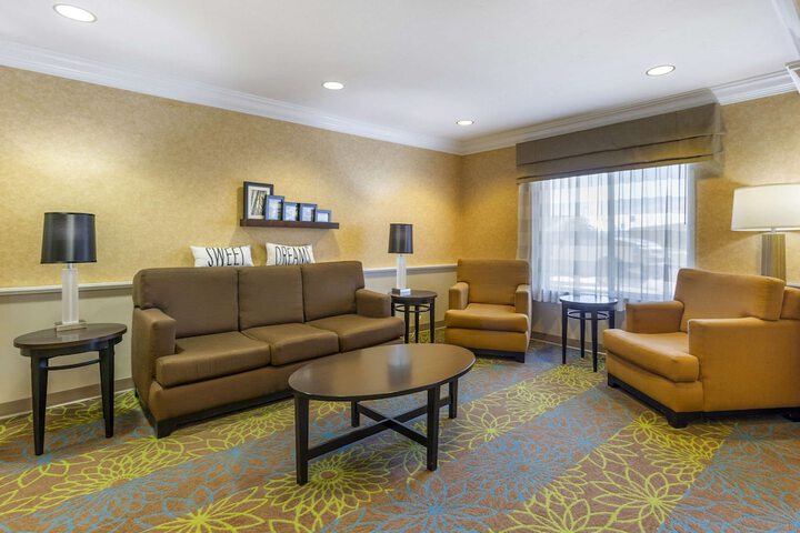 Hotel Interior 10 of 46