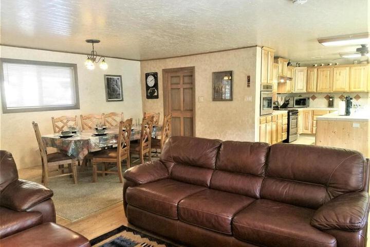 Rivers Edge Cabin