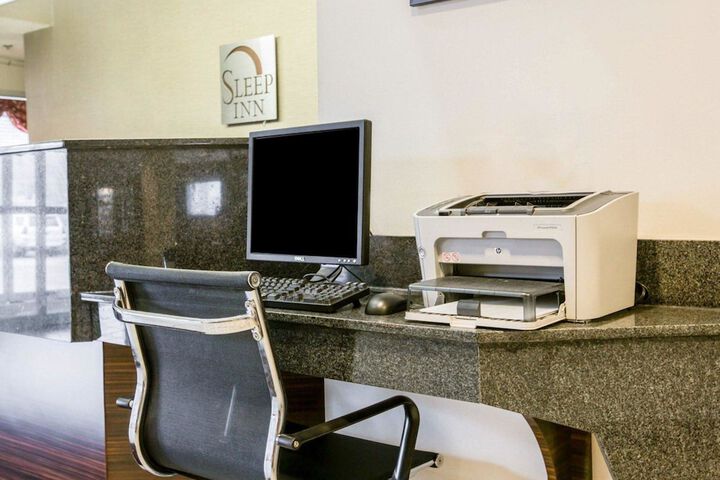 Business Center 29 of 29