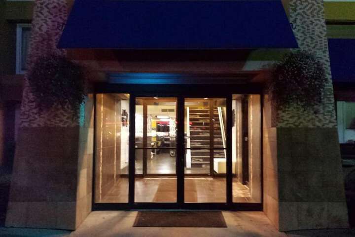 Hotel 2 of 58