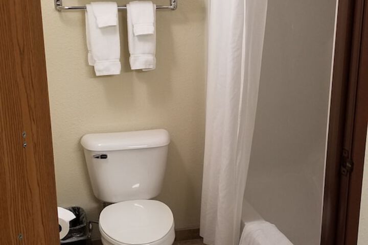 AmericInn by Wyndham Rhinelander