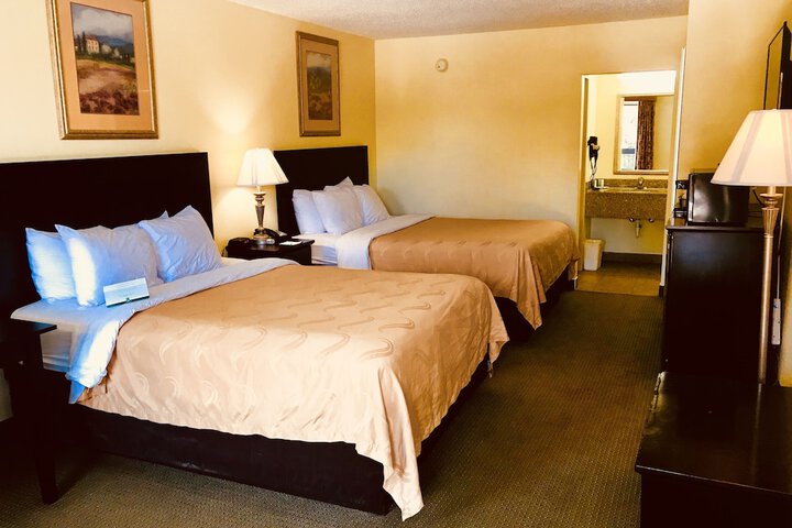 Quality Inn & Suites Conference Center Statesboro Historic District