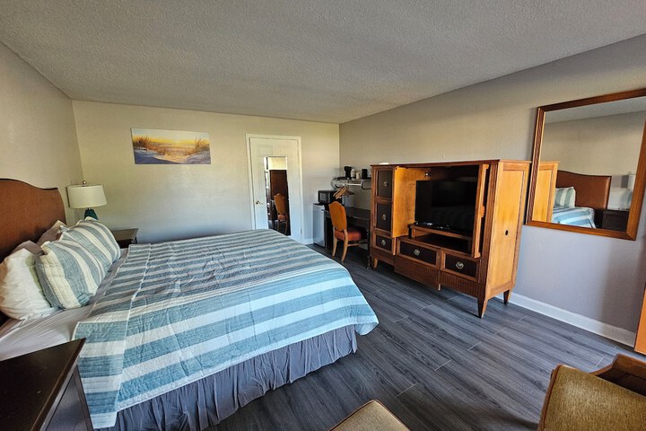 Room 13 of 55