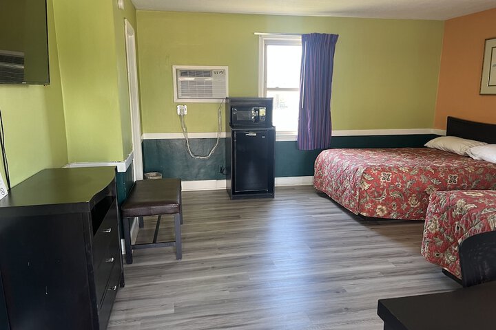 Room 20 of 27