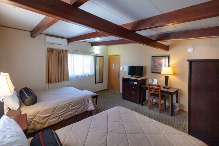Room 28 of 51