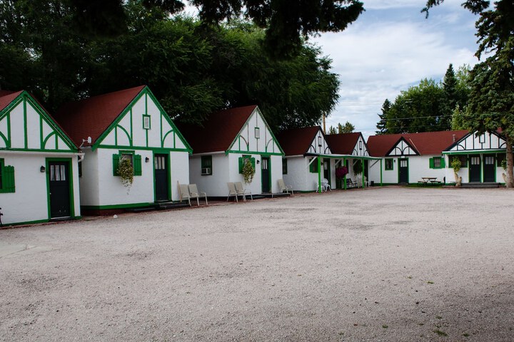 Chalet Motel