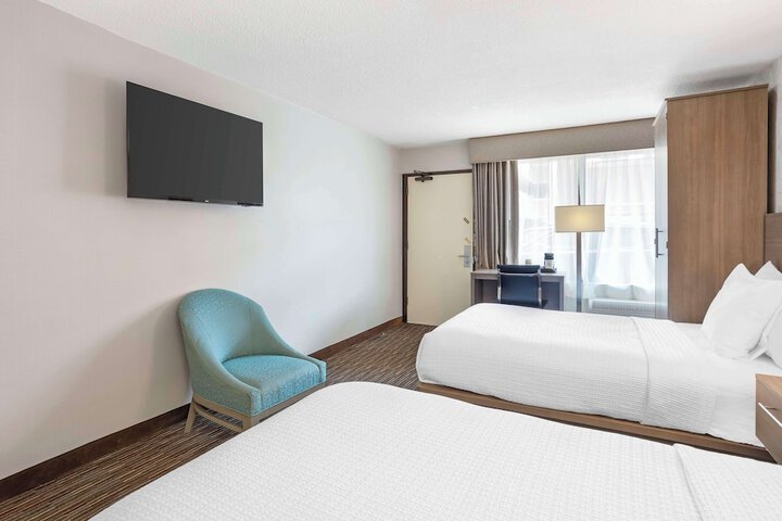 Best Western Mill River Manor