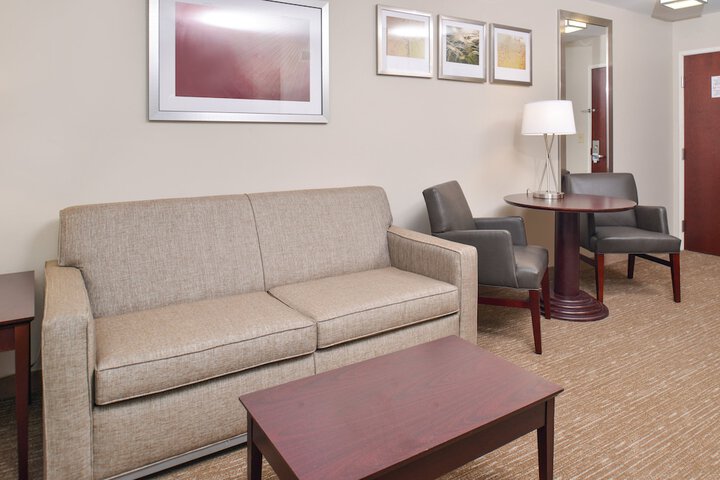 Room 15 of 38