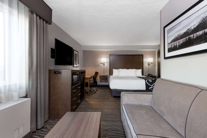 Room 21 of 25