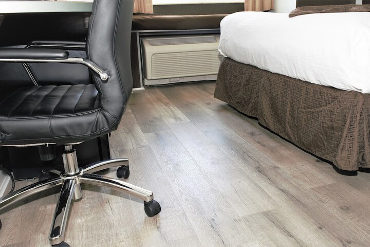 Microtel Inn & Suites by Wyndham Jacksonville Airport