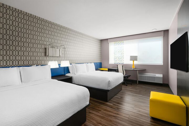 GLō Best Western Enid OK Downtown / Convention Center Hotel