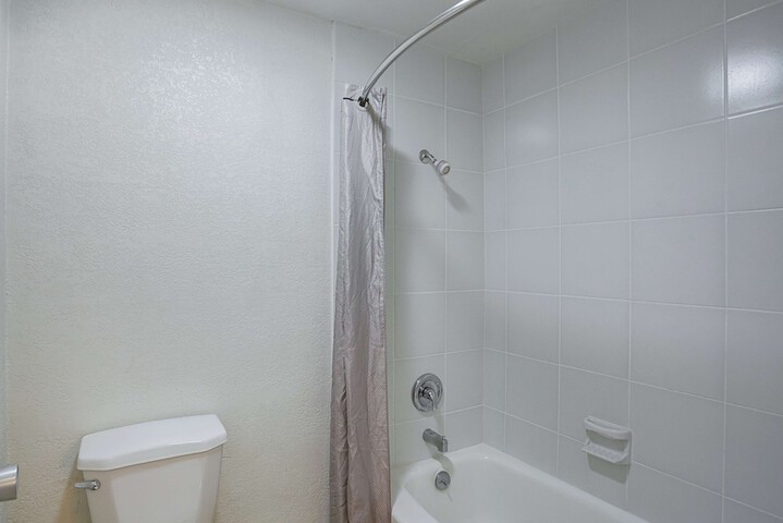 Room 20 of 27