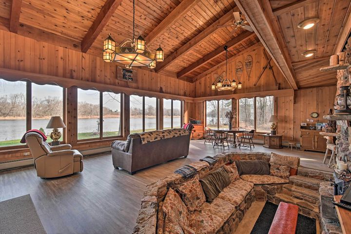 Eagles Nest - Baraboo Cabin on Wisconsin River!