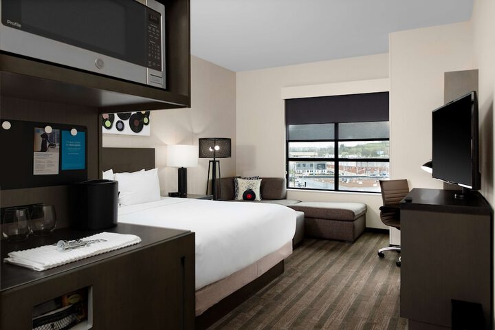 Room 20 of 55