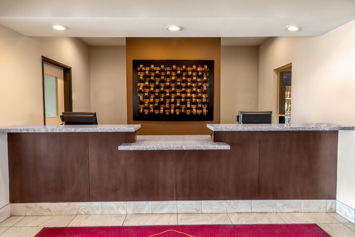 Hotel Interior 6 of 28