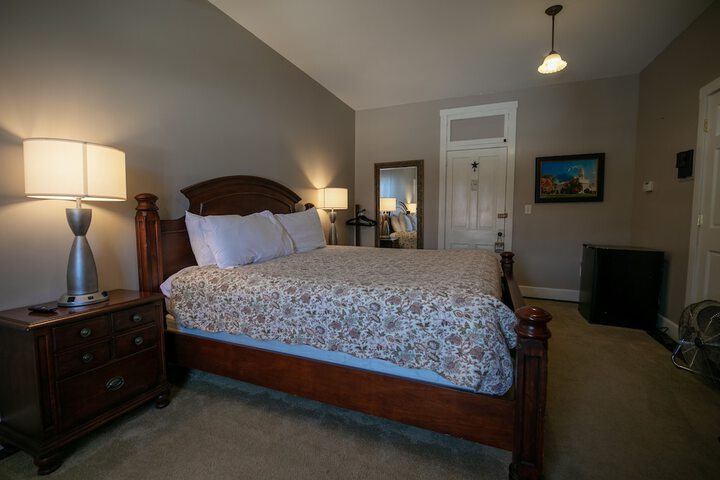 Room 40 of 78