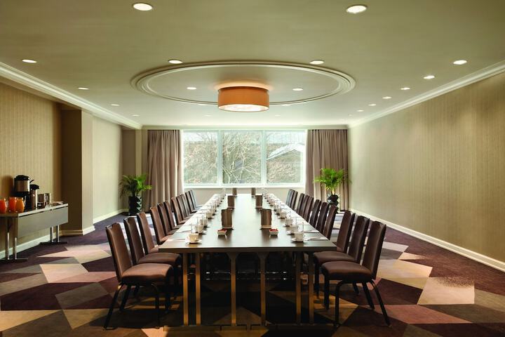 Fairmont The Queen Elizabeth