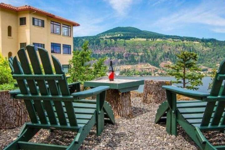 Columbia Cliff Villas Hotel