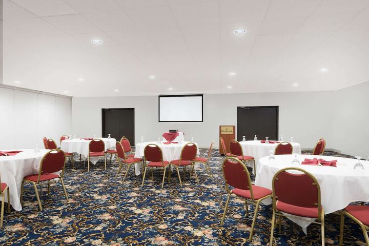 Ramada by Wyndham Watertown / Thousand Islands NY