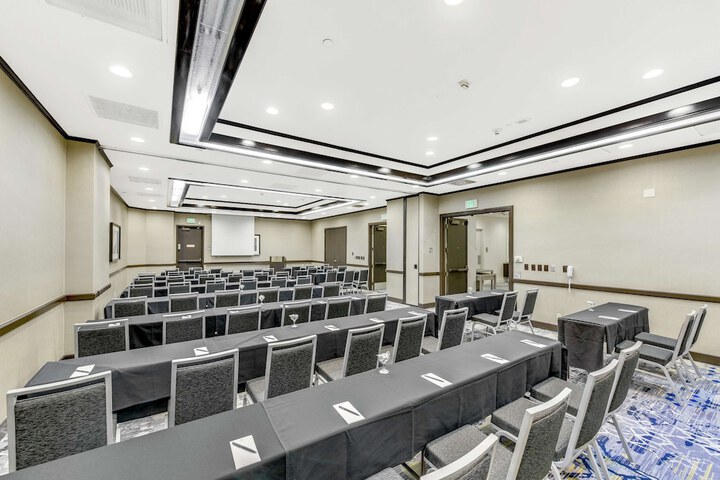 Embassy Suites by Hilton Anaheim Orange