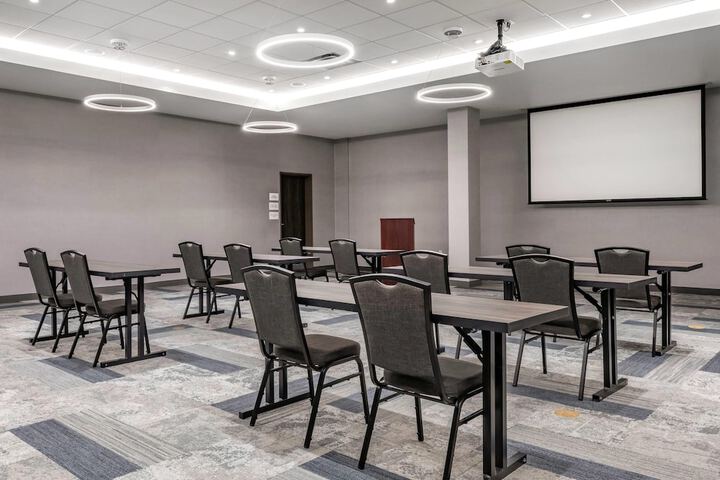 Cambria Hotel Bloomington Mall of America Minneapolis Airport