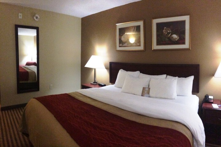 Room 12 of 23