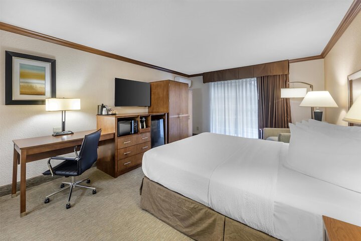 Best Western Plus Atrium Inn