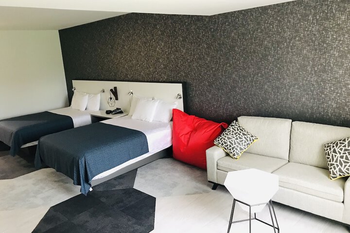 Room 21 of 68
