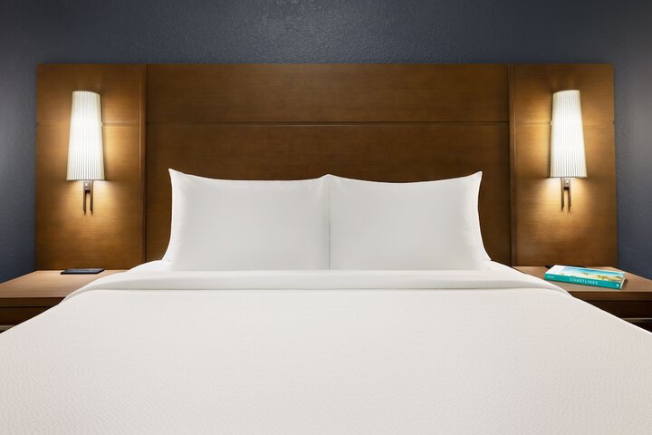 Room 34 of 60