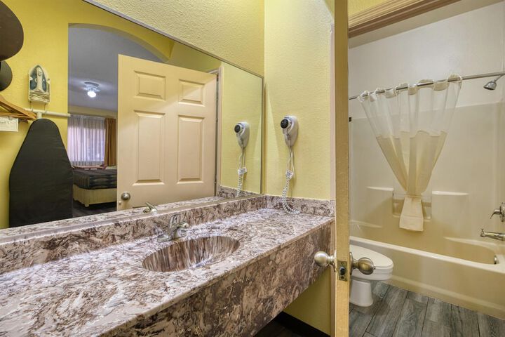 SureStay Hotel by Best Western Mission