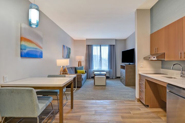Room 27 of 67