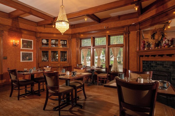 Dining 135 of 149