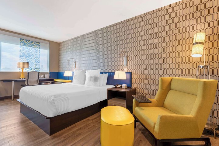 Room 17 of 26