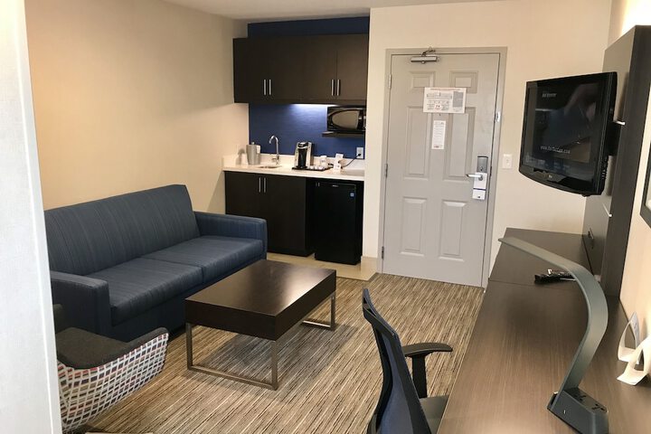 Holiday Inn Express Hotel & Suites Tracy by IHG