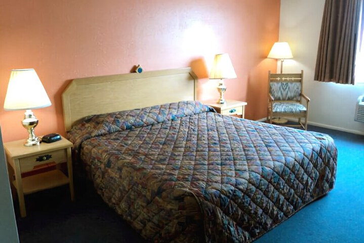 MOTEL 6 LOS ALAMOS