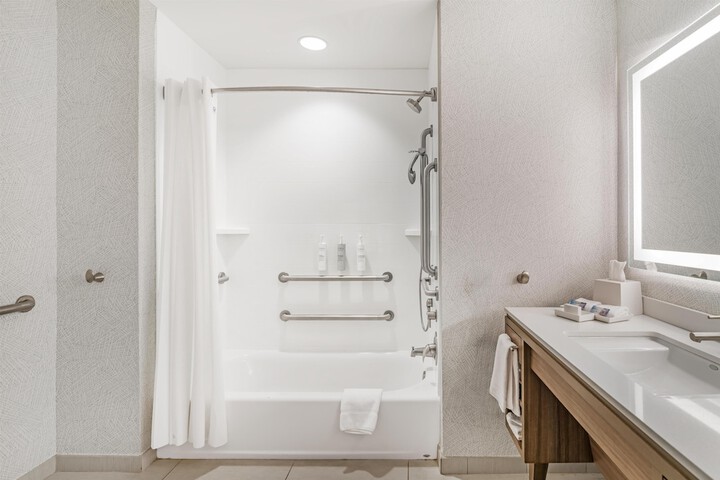 Home2 Suites by Hilton Queensbury Lake George