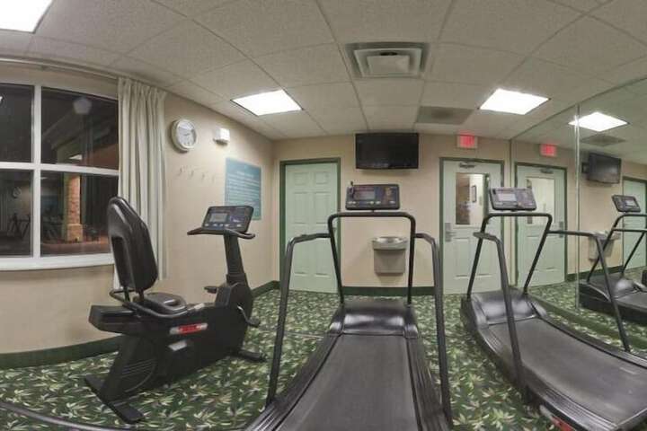 Holiday Inn Express Suites Plant City by IHG