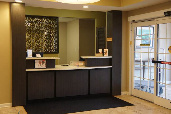 Hotel 5 of 30