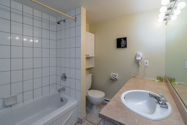 Room 14 of 22